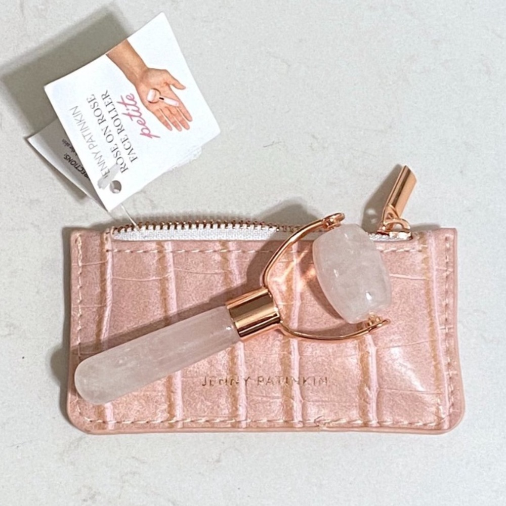 💎 Jenny Patinkin Rose On Rose Mini Rose Quartz Facial Roller
